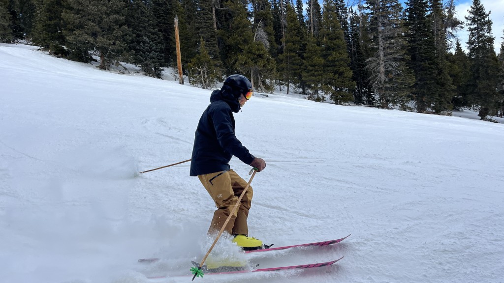 arc'teryx sabre pant - skiing in the arc'teryx sabre at the ski resort during early-season...