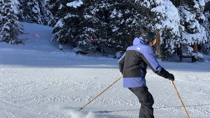 the north face thermoball eco snow triclimate - this jacket fits the way most insulated ski jackets do.