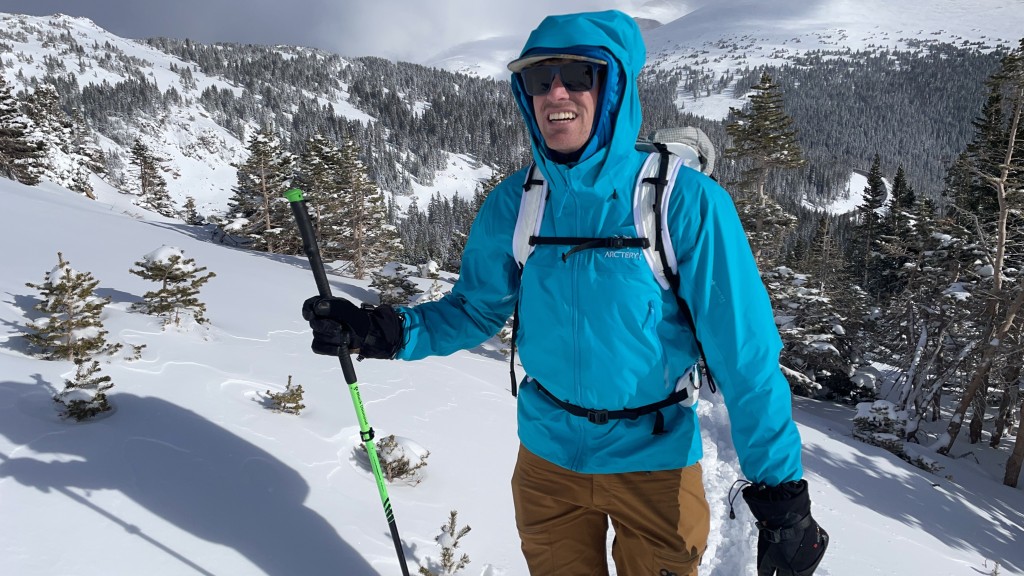 arc'teryx beta ar - the arc'teryx beta ar is a highly weather-protective model that...