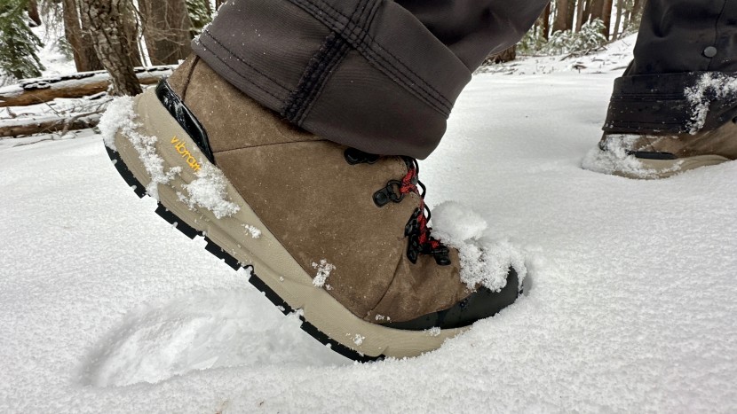 winter boots men - the danner arctic 600 side-zip is a technical, durable, and...