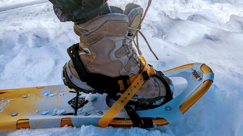 snowshoes womens - bindings keep your feet securely in place so you can travel further...