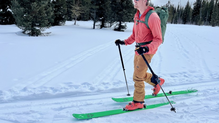 backcountry ski poles - the salomon mtn carbon s3 is a baton-style pole with a two-section...