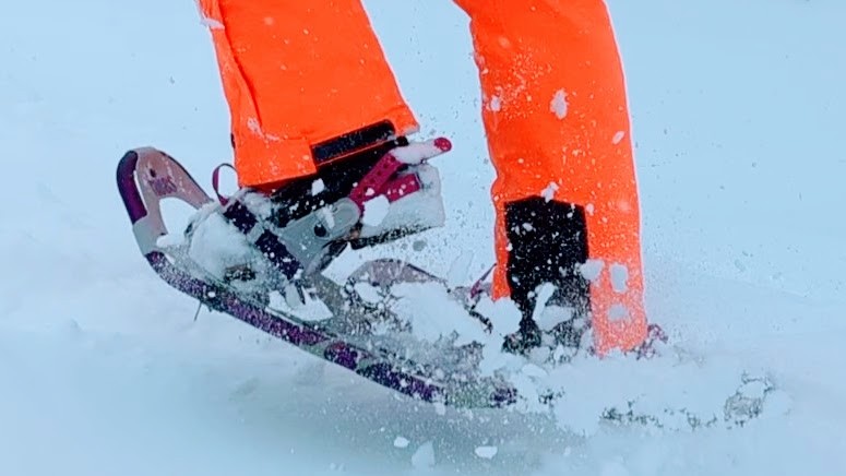 tubbs wilderness for women - the wilderness rotating toe cord design prevents the tragic "snow...