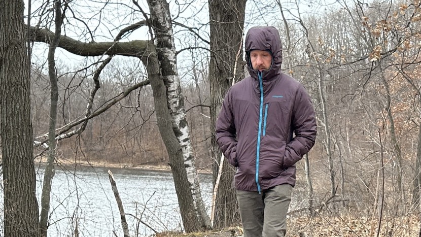 patagonia das light hoody - the das light hoody is perfect to throw on for those cooler days...