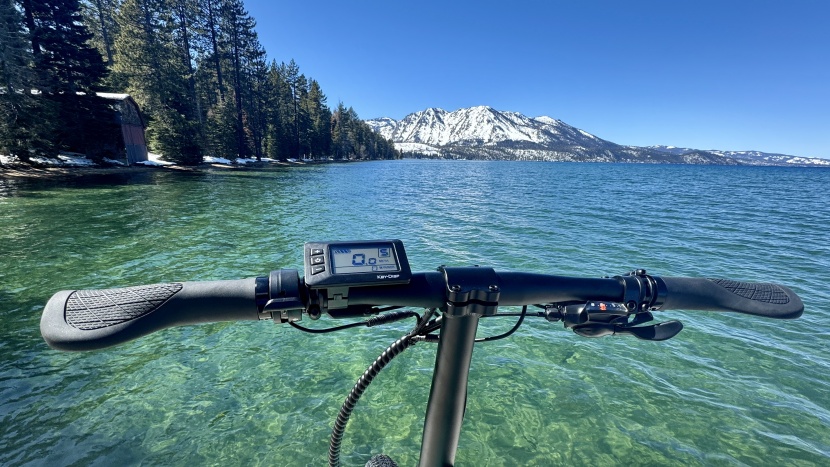 ride1up portola - no complaints about the simple, easy to use controls.