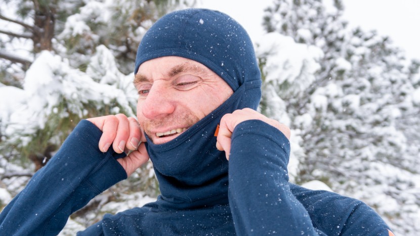 base layer men - as well as an extra long hem on the front and back, the ridge merino...