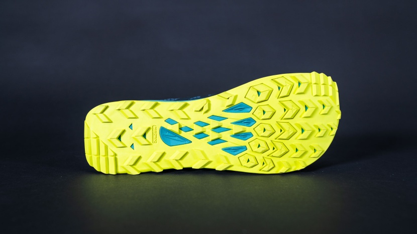 altra lone peak 8 - the lone peak 8's traction offers a good blend of comfort and...
