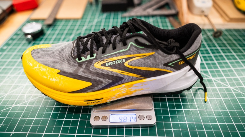 brooks catamount 3 - this blend of stability and lightness is hard to achieve but brooks...