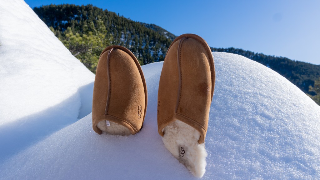 slippers mens - a pair of toasty sandals is the perfect cure for a cold front moving...