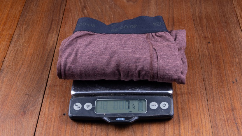 the rei co-op midweight bottoms have a similar warmth as a 200 g/sm...