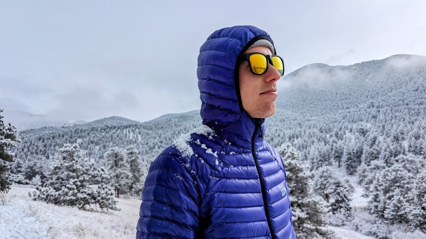 this model will protect you from dry snow and light rain.