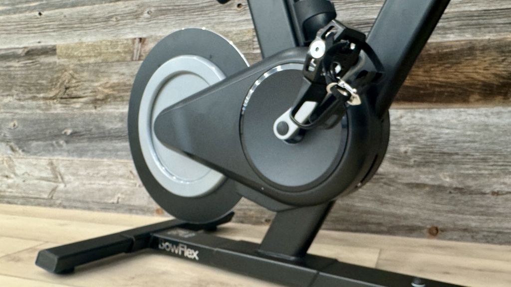 bowflex ic bike se - sleek and stylish, there doesn't seem to be a drawback to its unique...