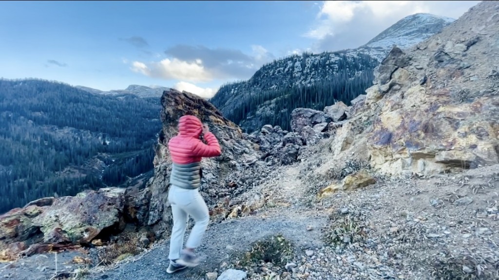 marmot highlander hoody for women - on the go in the cold on a hike in the marmot highlander hoody.