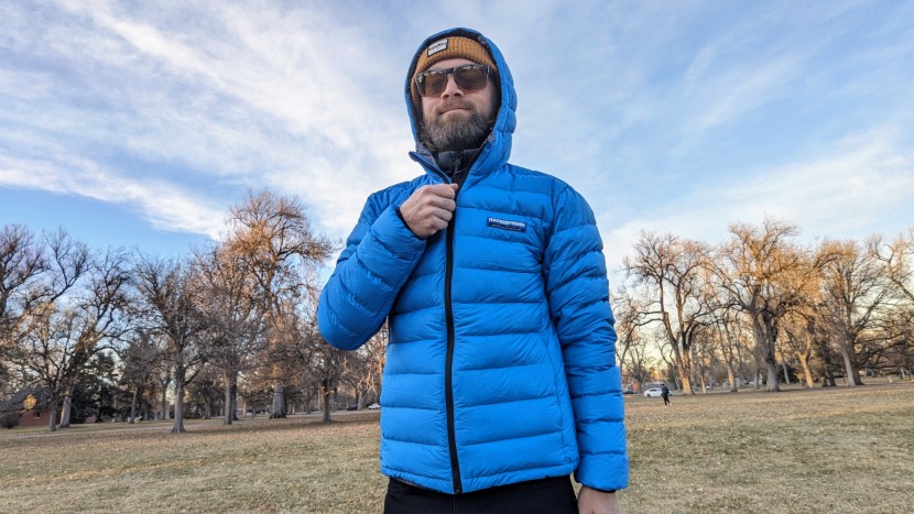 down jacket men - a quality hood will greatly increase a jacket's warmth.