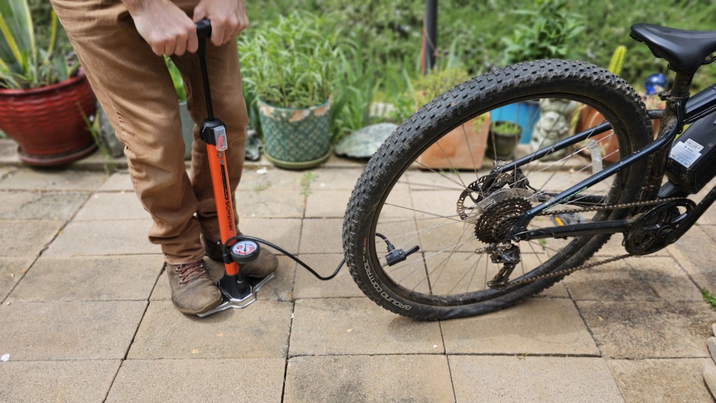 schwinn air center plus - the schwinn air center plus was found to be the best at moving large...