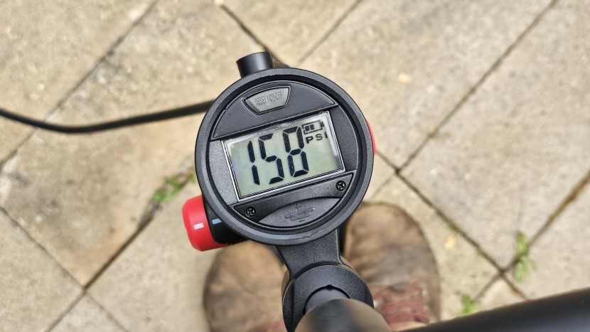 bontrager tlr flash charger - the digital gauge on the bontrager tlr flash charger was the most...