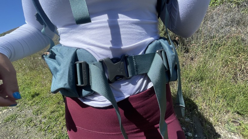 osprey renn 65 - the improved width of the hip belt pads help create a slightly more...