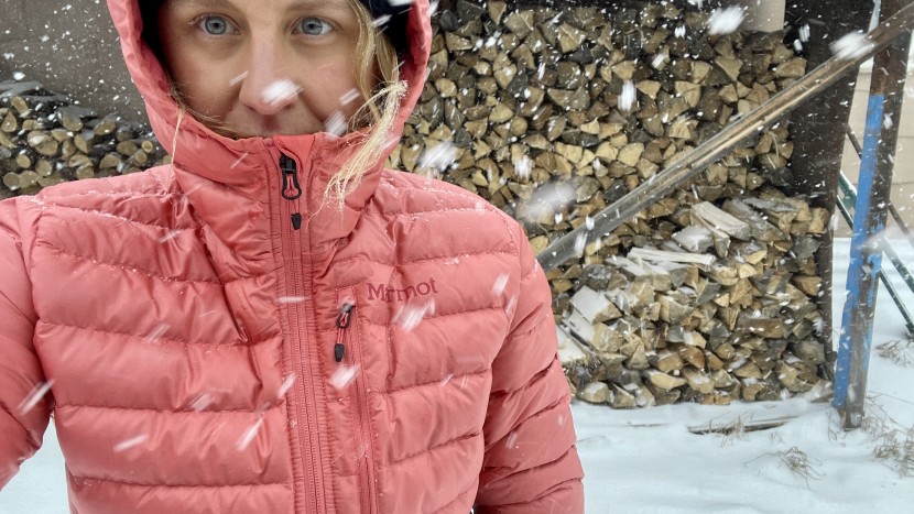 marmot highlander hoody for women - keeping warm when the snow flies in the highlander.