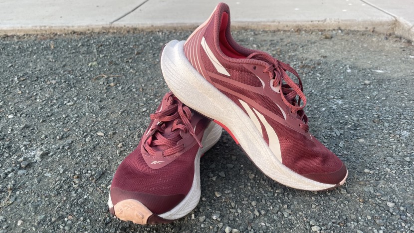 reebok floatride energy 5 for women - the body of the floatride energy provides comfort without feeling...