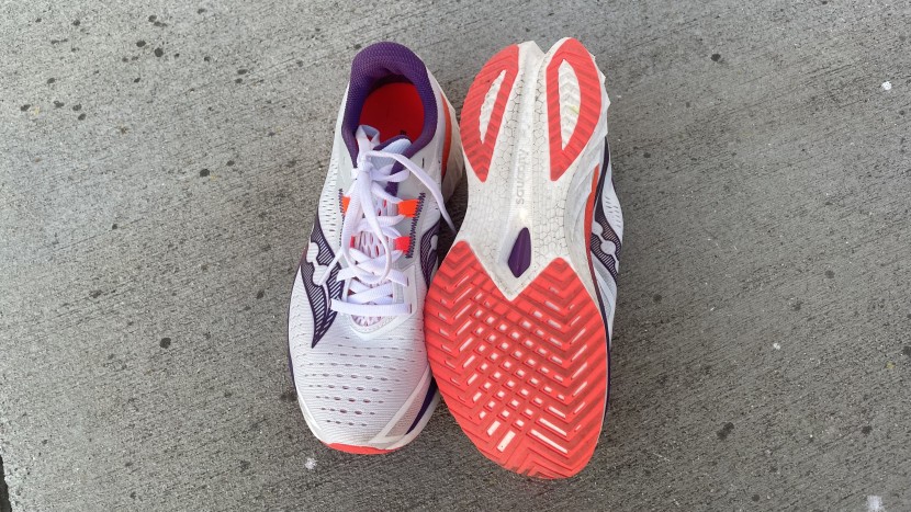 saucony endorphin speed 4 for women - by placing the traction patterning predominately at the forefoot of...