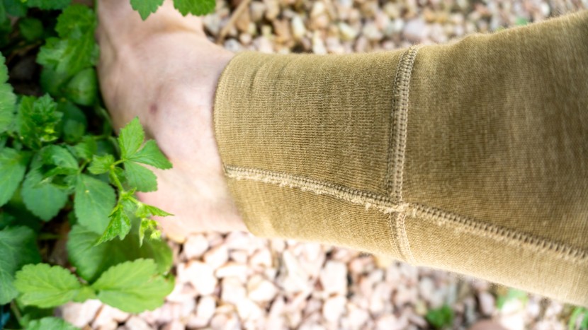 the ankle cuffs of the minus33 kancamagus midweight merino wool...