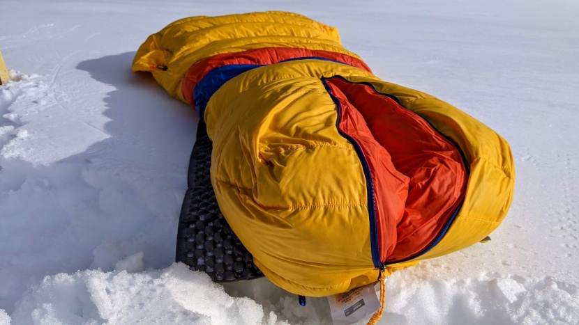 marmot never summer 0 - the footbox includes a zipper to give your feet more room when warm...