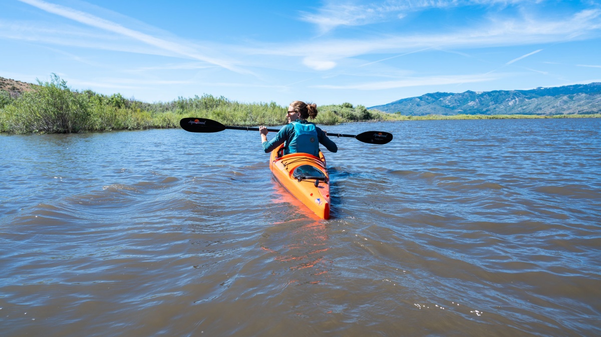 Pakayak Bluefin 142 Review (The Bluefin is hefty but slices through the water with the performance of a true sea kayak.)