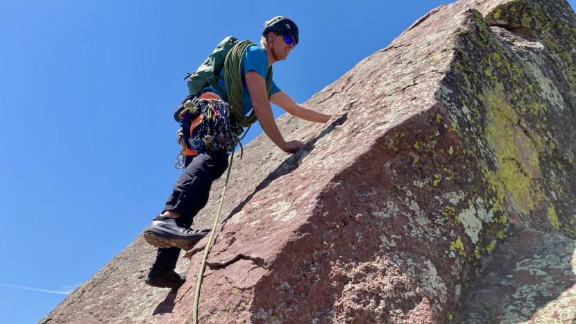 arc'teryx vertex alpine - the vertex alpine smears and edges well enough to provide security...