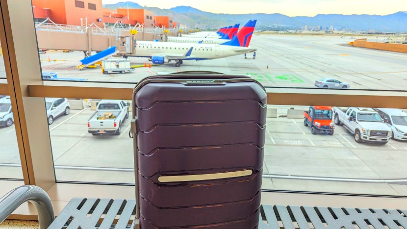 samsonite freeform spinner - dreaming of a smooth ride in the clouds after a long day of testing.