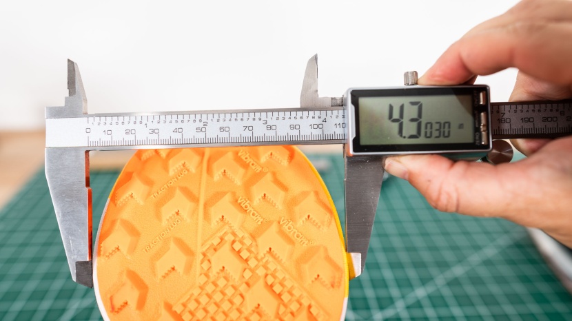 nike ultrafly for women - the shape of the ultrafly's lugs is bitey but at 2.5mm deep, they...