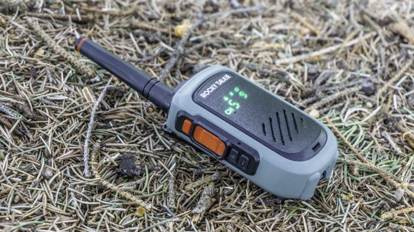 walkie talkies - scanning and dual channel monitoring can be nice features, but...