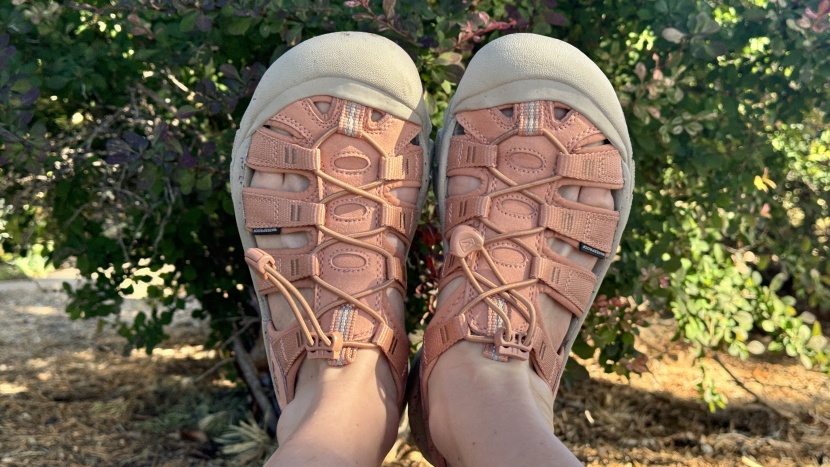 keen newport h2 for women - the style of the newport isn't for everyone but they're versatile...