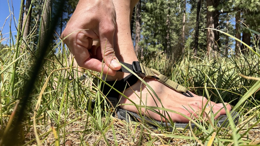 the outside strap of the bedrock cairn evo 3d pro has a quick...