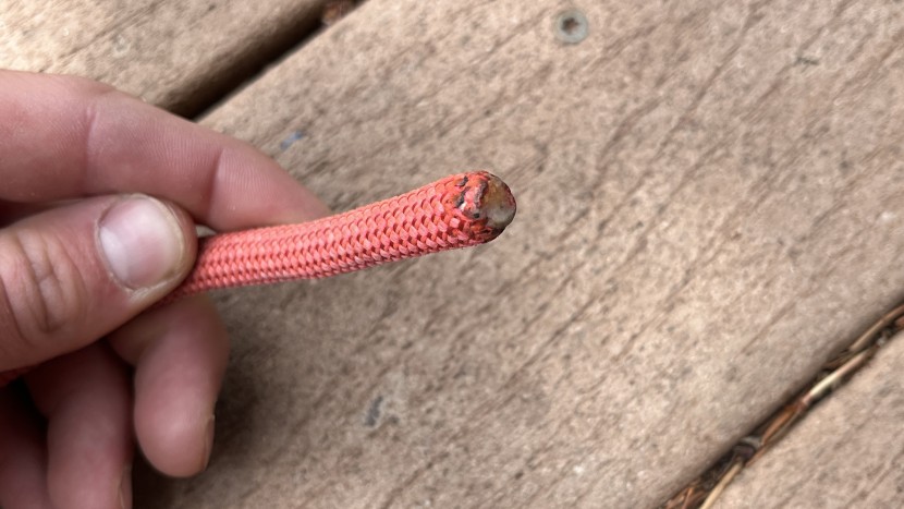 beal joker - the beal joker is a lightweight rope, thanks to its 9.1 millimeter...