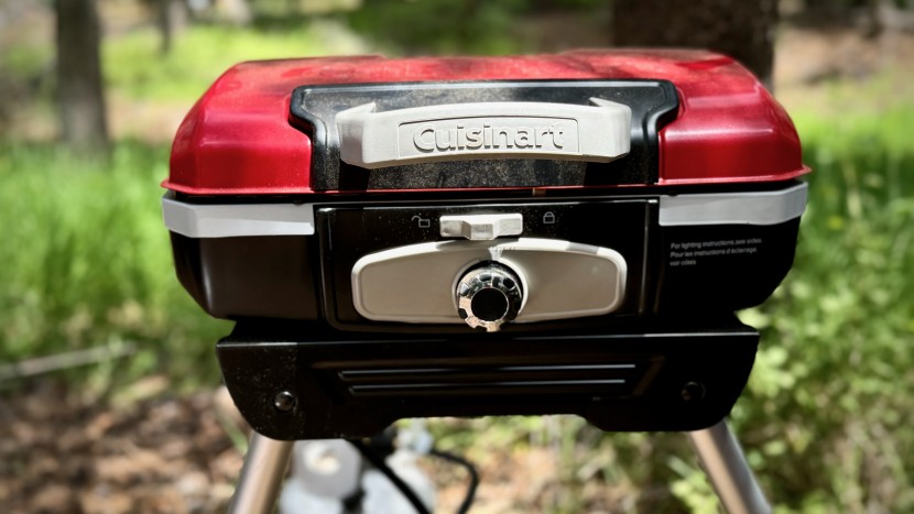 cuisinart petite gourmet - constructions that include a fully enclosed lid allow the grill to...