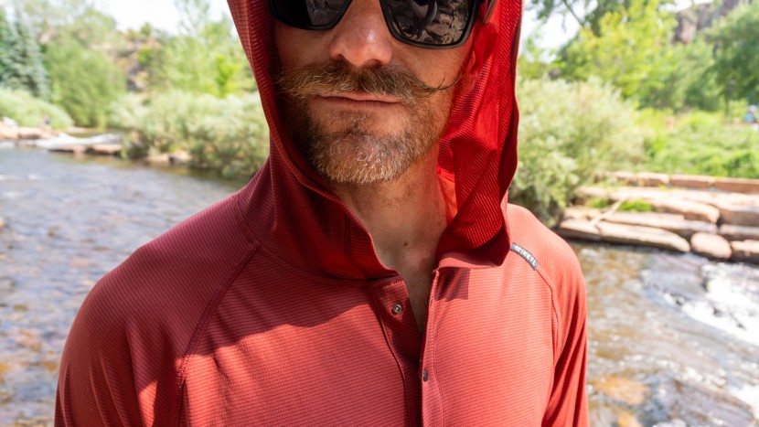 the extra large hood drapes in front of your neck area, keeping your...