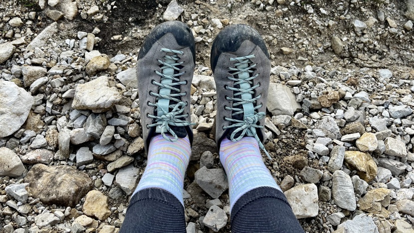 socks women - the hue mini crew has a stylish look and a decent amount of comfy...