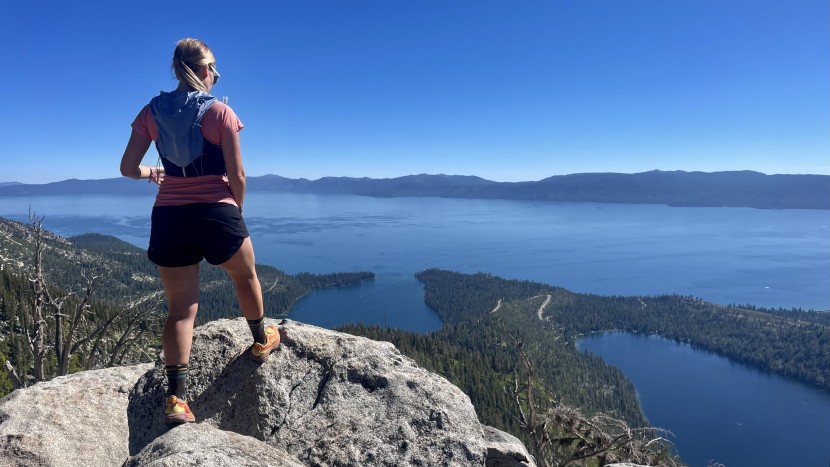 the speedgoat 6 has no trouble with steep slopes or rolling hills...