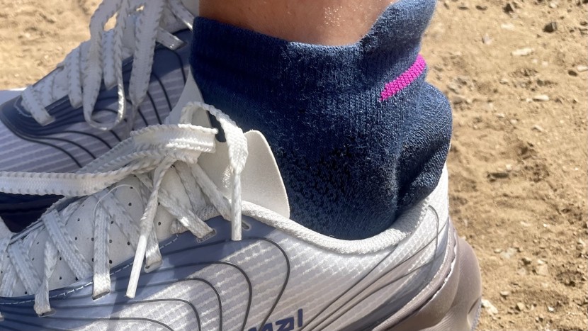 nnormal tomir 2.0 for women - even with an extra bunchy sock, the heel cup felt like it extended...
