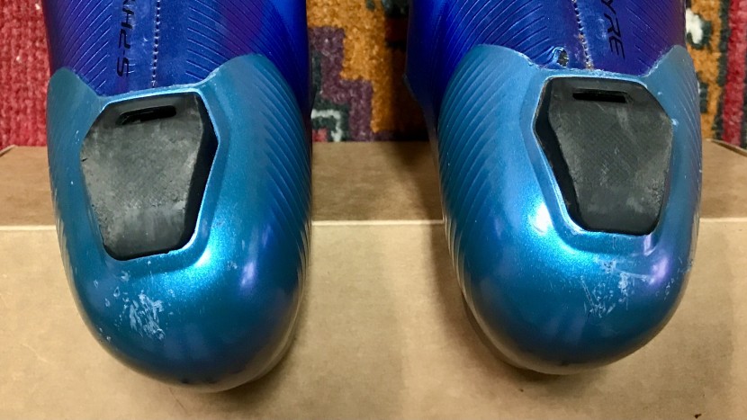 shimano s-phyre sh-rc903 - the heel cup on the rc903 is also prone to cosmetic damage.