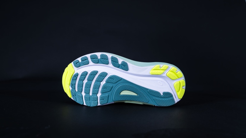 asics gel-kayano 31 for women - the texturized shapes that adorn the outsole of the gel-kayano make...