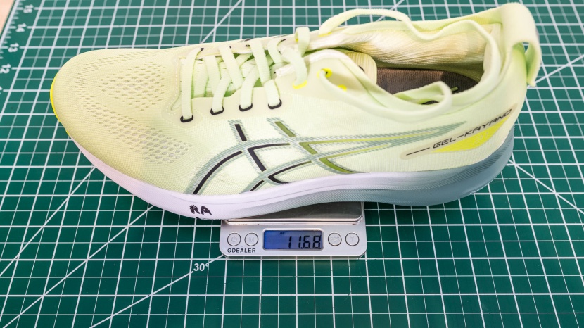 asics gel-kayano 31 - the kayano is a heavy trainer.