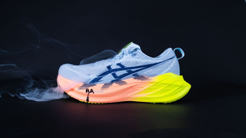 asics superblast 2 - the upper is lightweight and breathes easily.
