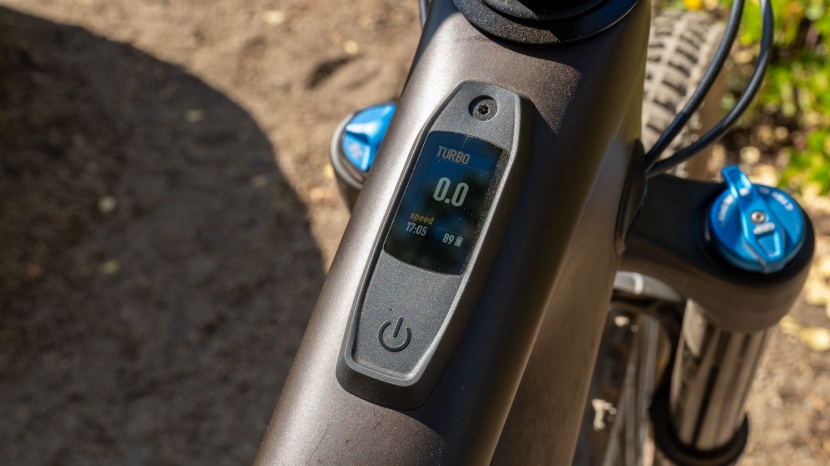 specialized turbo levo sl comp - the specialized tcu makes excellent use of its small screen with...