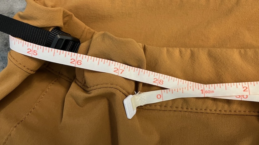 mountain bike shorts womens - waist adjusters can really increase or decrease the waist size.