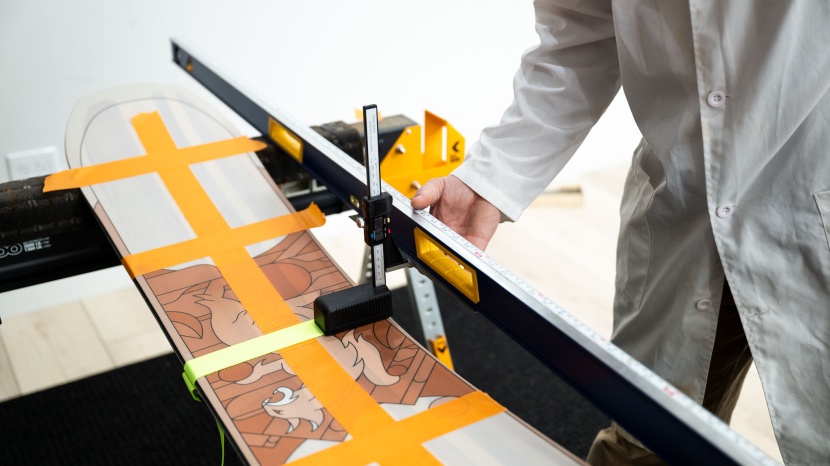 testing and determining flex ratings for every snowboard we review...