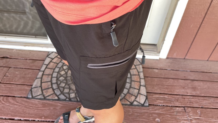 hugut lightweight cargo for women - the vibe is strictly casual with this pair.