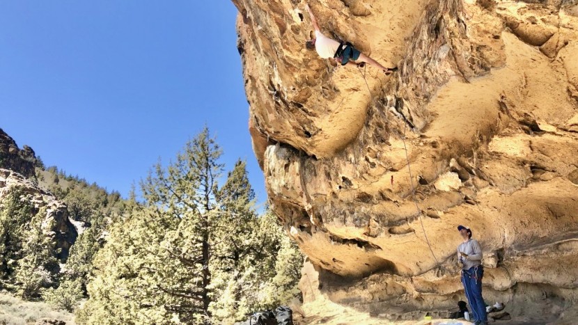 mammut 9.5 crag classic - steep sport climbing is a great way to test climbing ropes. the...