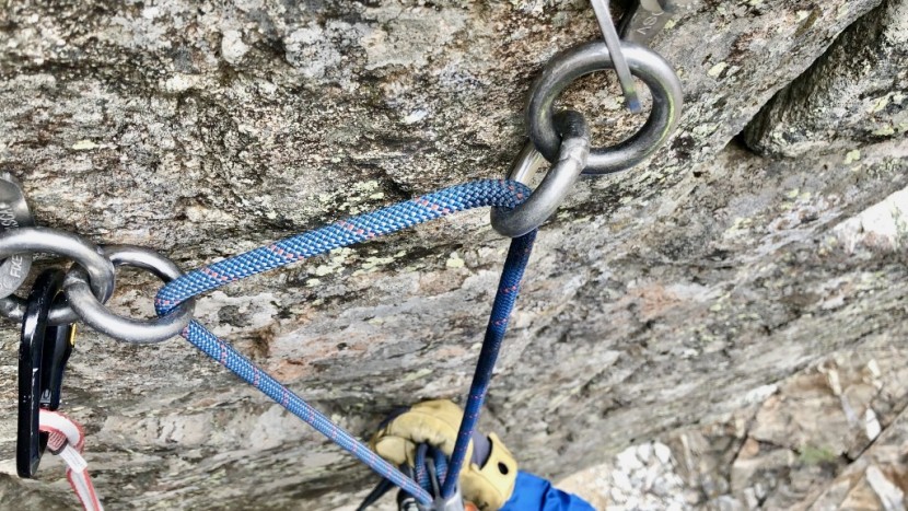 mammut 9.5 crag classic - the mammut 9.5 crag classic's middle mark is easy to see out of the...