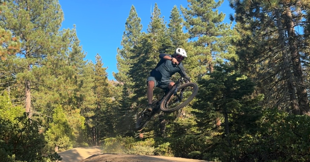 electric mountain bike - the levo sl makes air travel easy.